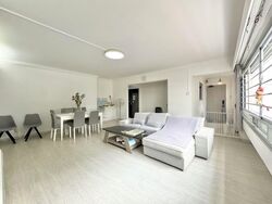Blk 242 Pasir Ris Street 21 (Pasir Ris), HDB Executive #574762681
